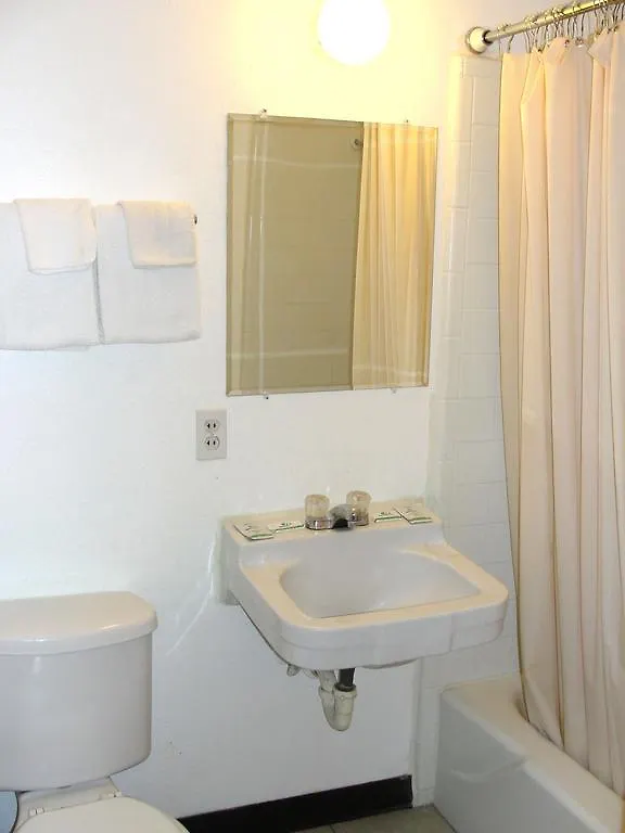 Motel 8 Plus Las Vegas